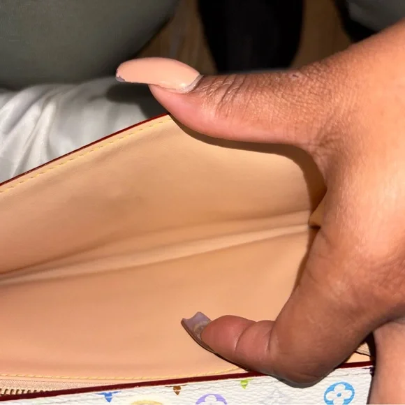 Louis Vuitton Multicolor MURAKAMI Women's Sarah Wallet - Picture 6 of 9